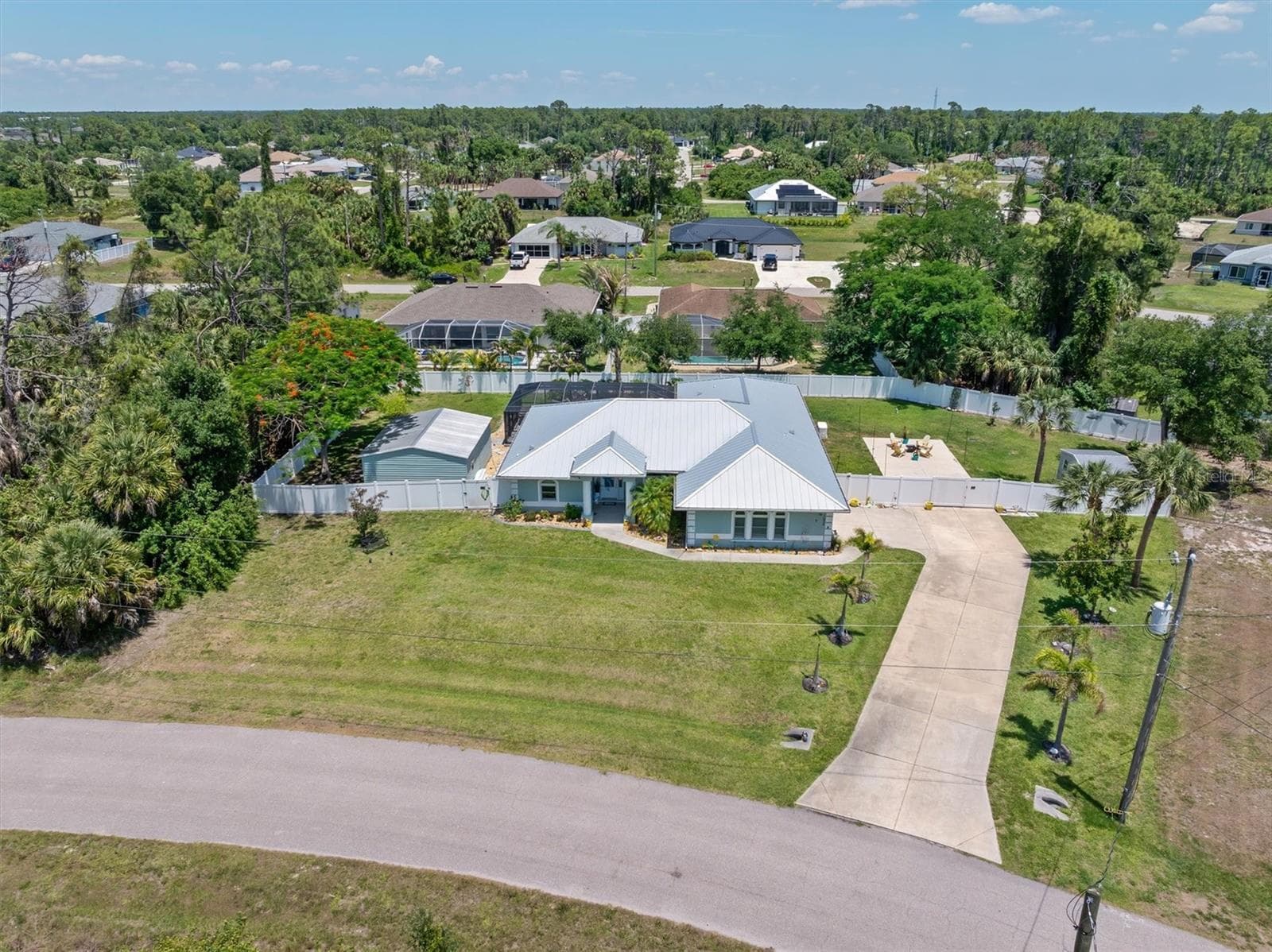 Single Family Residence at 1636 GLENAN RD, NORTH PORT, photo 53 of 56