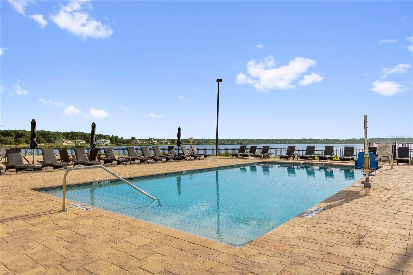 Waterfront Resort Style Pool - 16300 COUNTY ROAD 455 #410, MONTVERDE