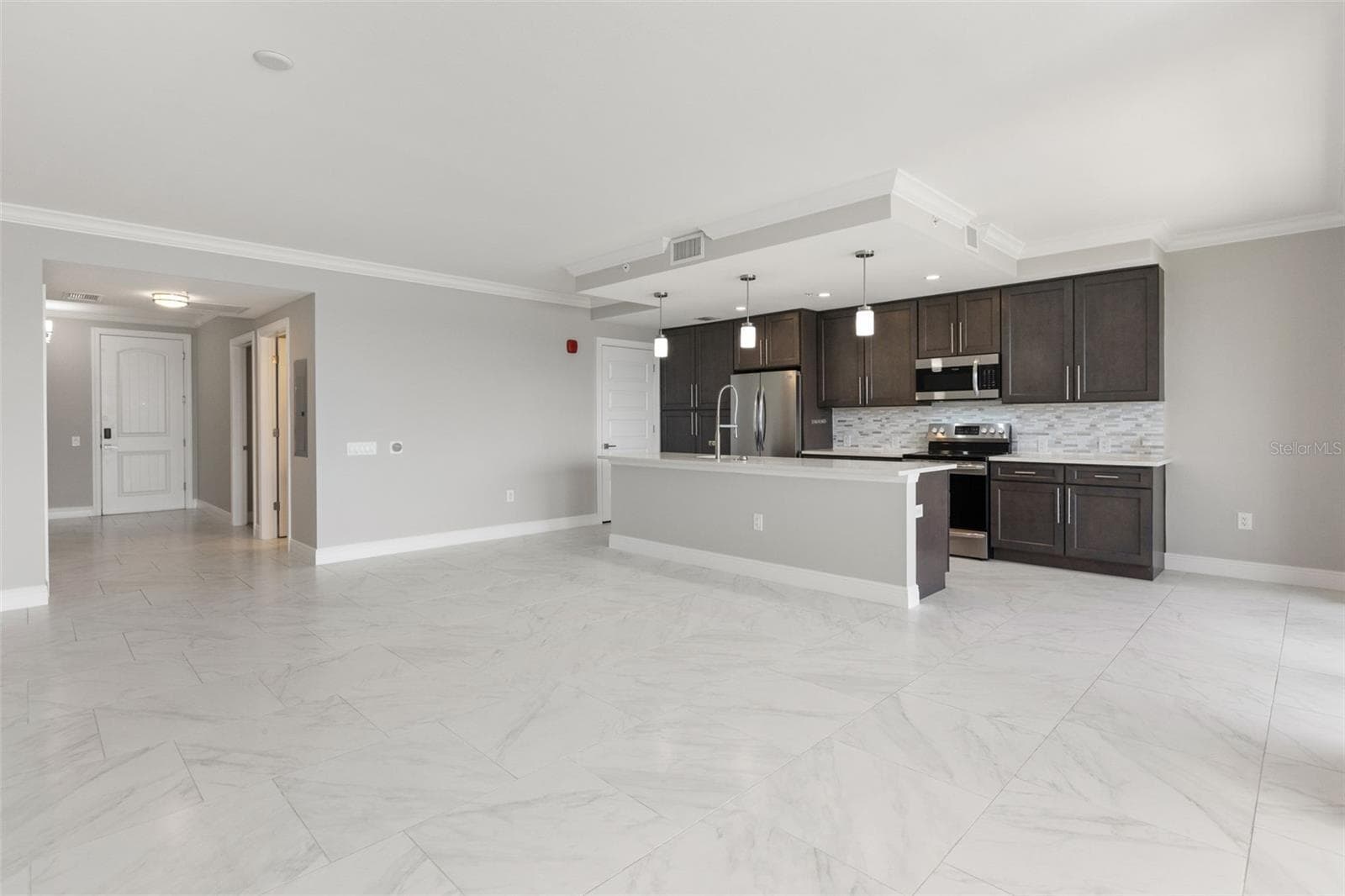 Modern Open Concept Interior - 16300 COUNTY ROAD 455 #410, MONTVERDE