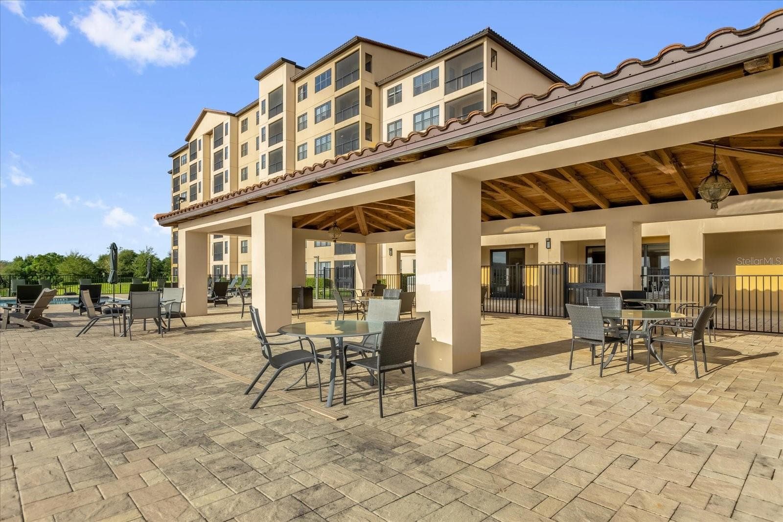 Poolside Covered Cabana - 16300 COUNTY ROAD 455 #410, MONTVERDE