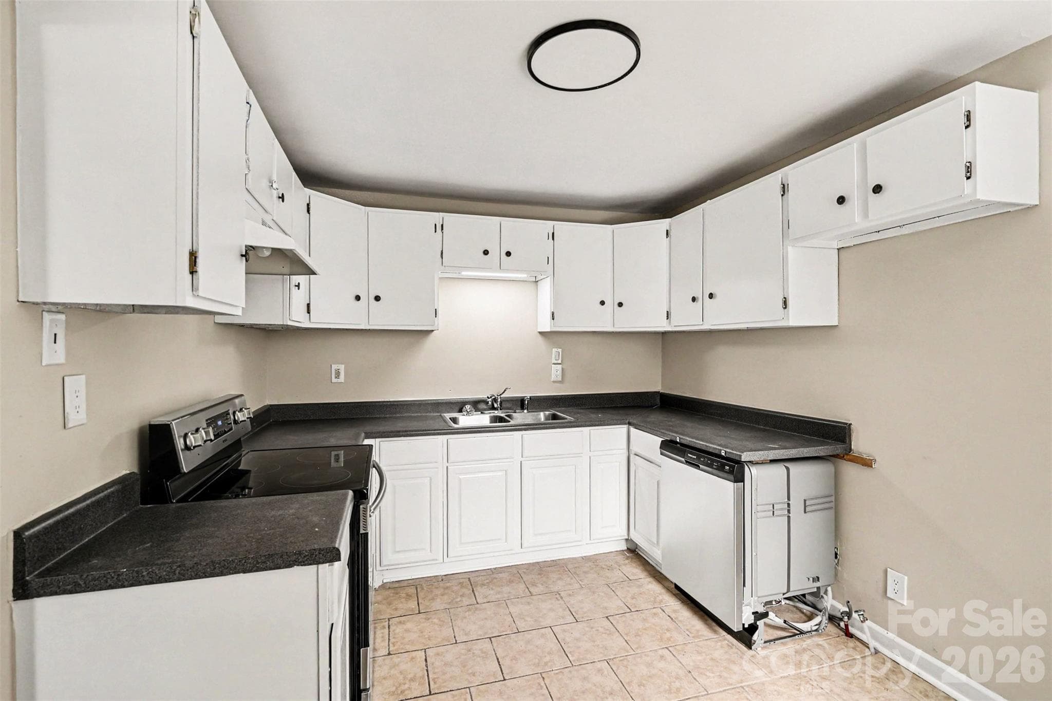 Single Family Residence at Charlotte, photo 14 of 28