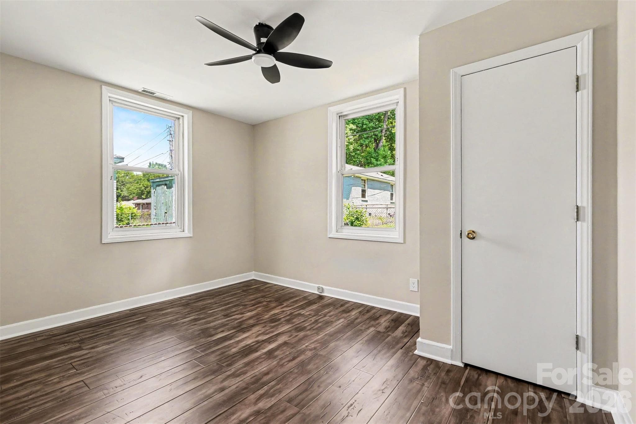 Single Family Residence at Charlotte, photo 16 of 28