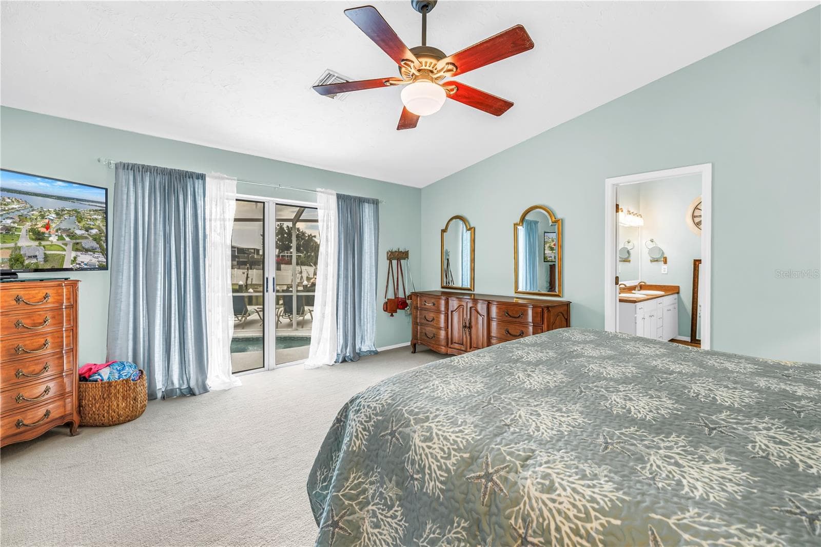 Single Family Residence at 4911 PALMETTO POINT DR, PALMETTO, photo 48 of 65
