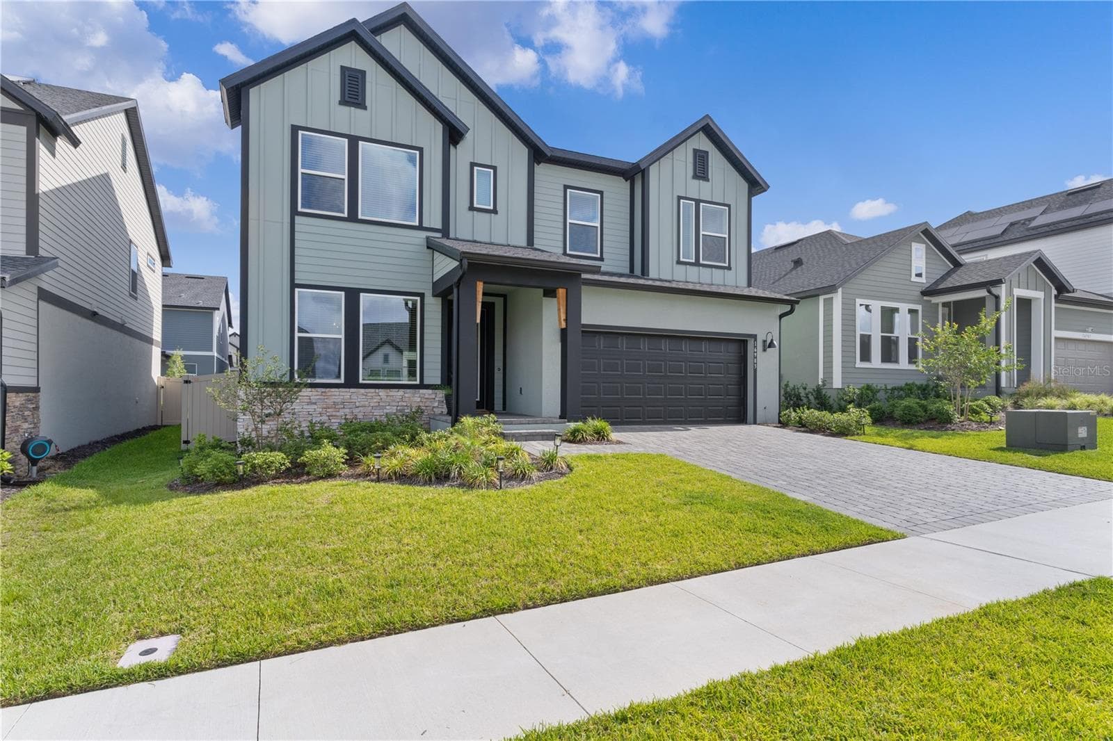 Single Family Residence at 16983 CEDAR VALLEY CIR, CLERMONT, photo 2 of 54