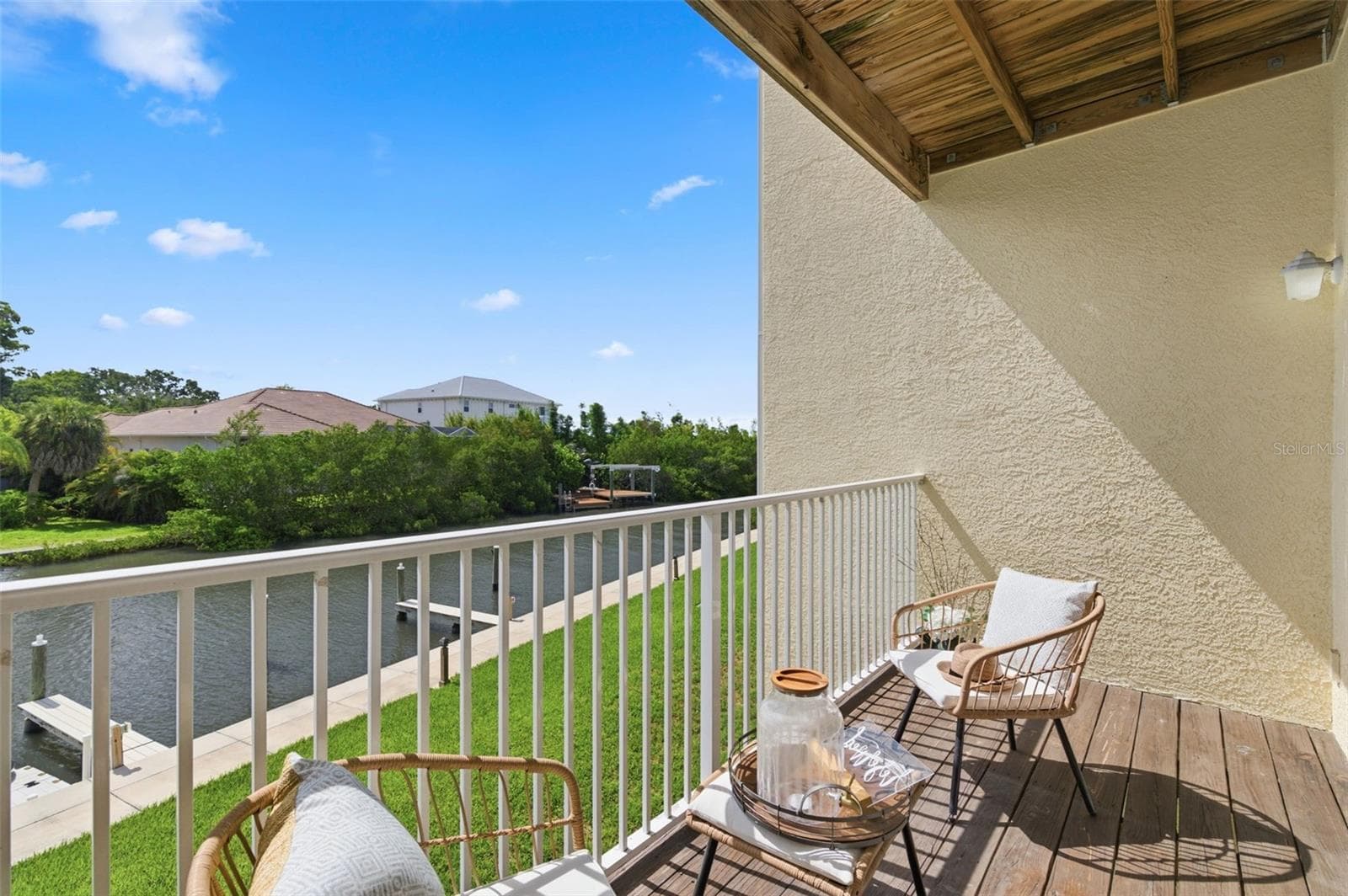 Relaxing water views - 117 BRENT CIR, OLDSMAR