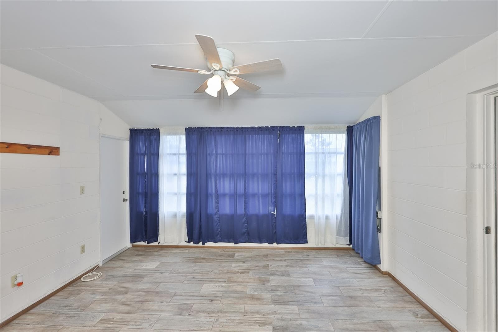 Single Family Residence at 1216 VALLEY FORGE BLVD, SUN CITY CENTER, photo 13 of 35
