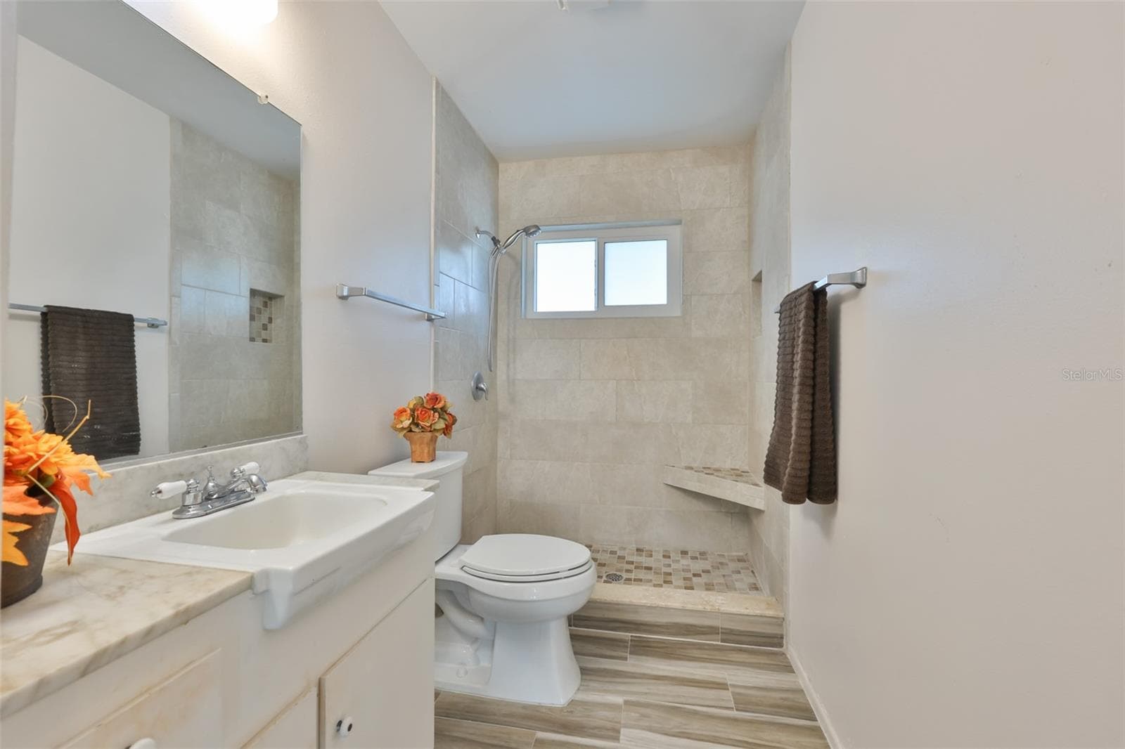 Single Family Residence at 1216 VALLEY FORGE BLVD, SUN CITY CENTER, photo 14 of 35