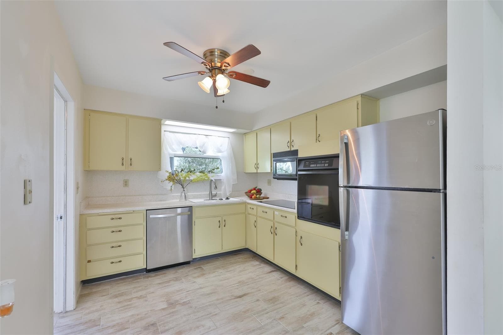 Single Family Residence at 1216 VALLEY FORGE BLVD, SUN CITY CENTER, photo 24 of 35