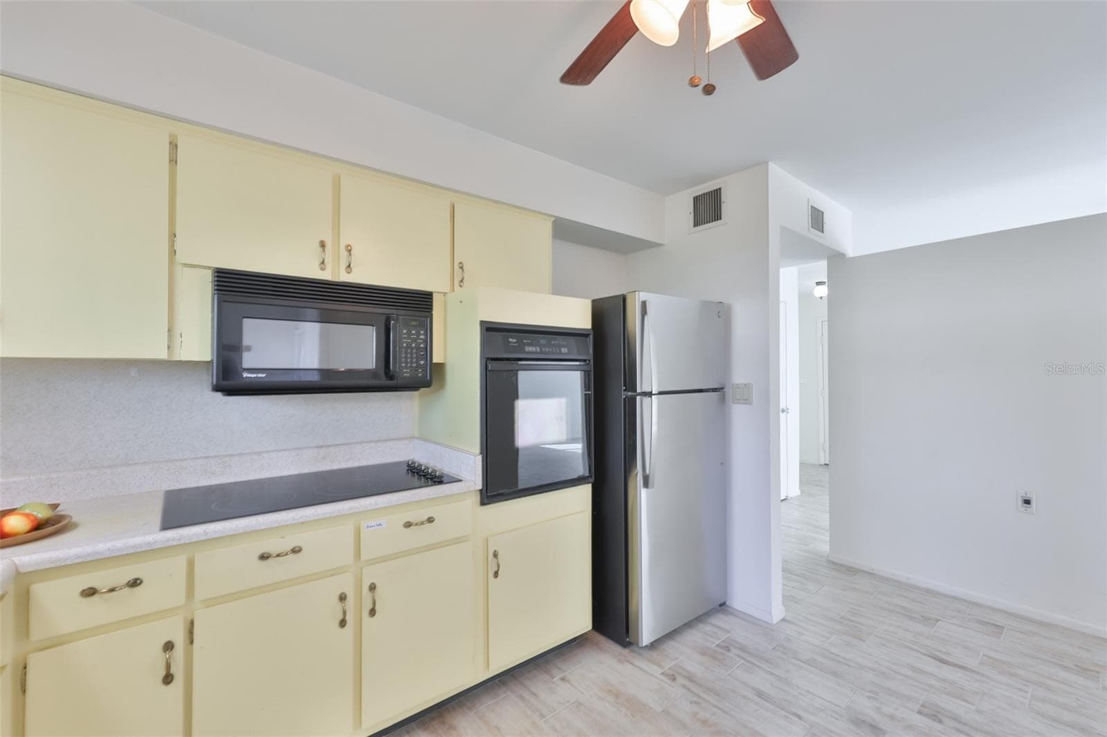 Single Family Residence at 1216 VALLEY FORGE BLVD, SUN CITY CENTER, photo 27 of 35