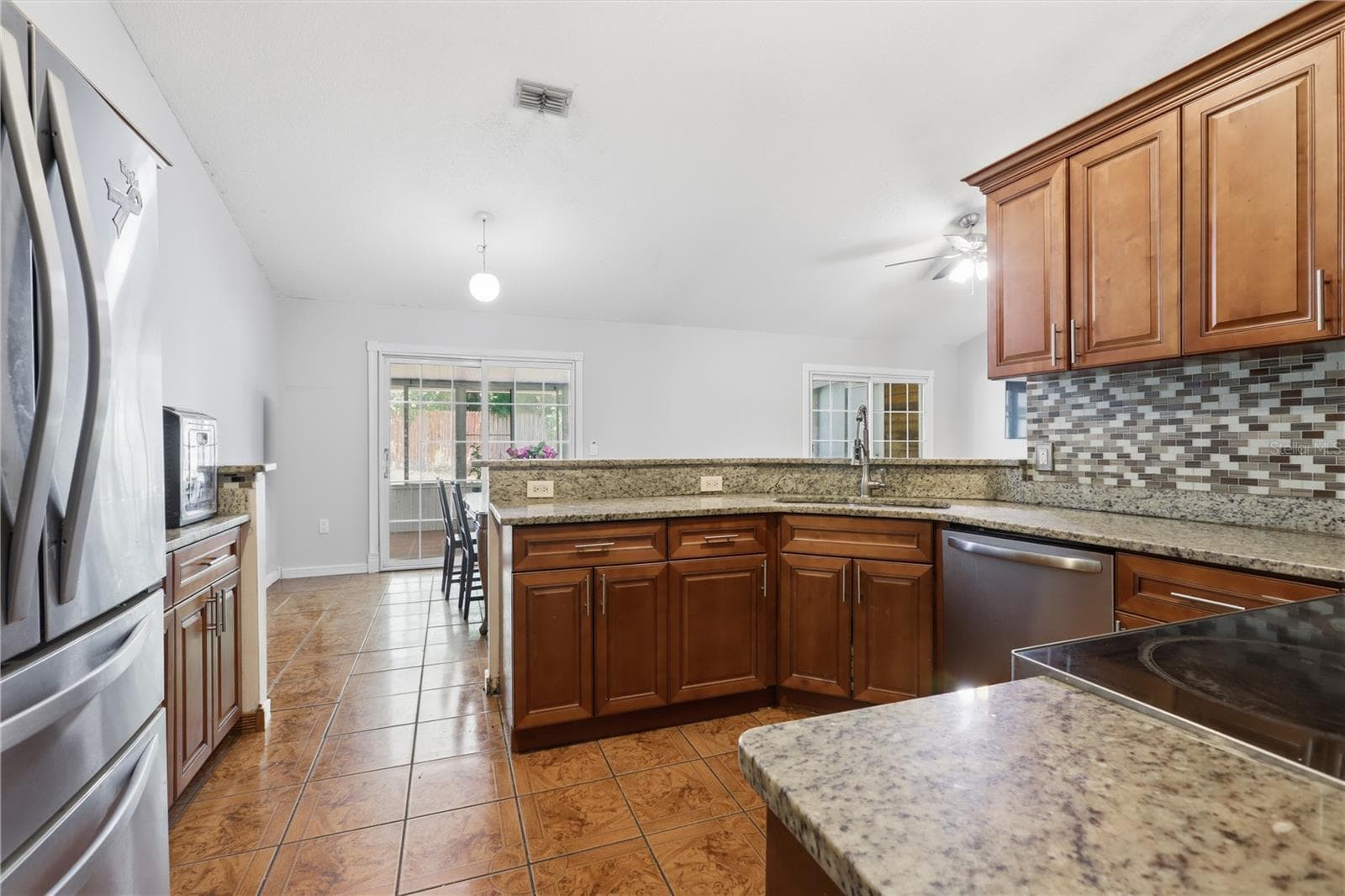 Single Family Residence at 725 W 9TH ST, DELTONA, photo 14 of 35