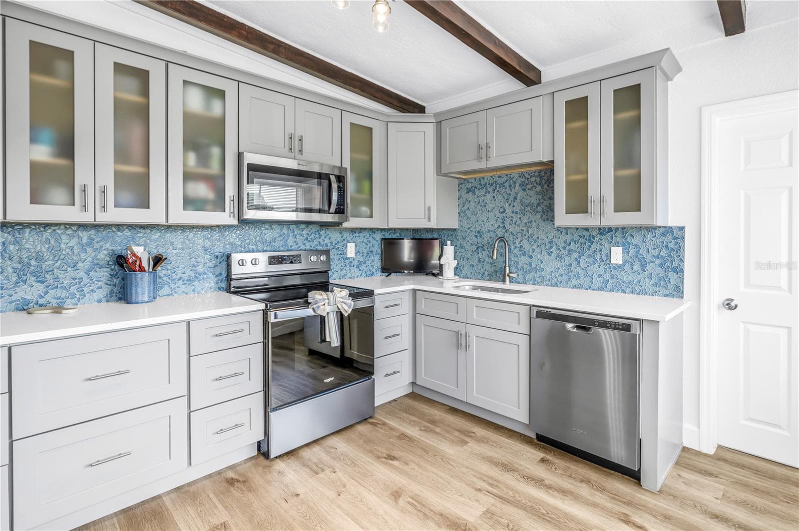 Single Family Residence at 7599 MEADOWLAWN DR N, ST PETERSBURG, photo 13 of 48