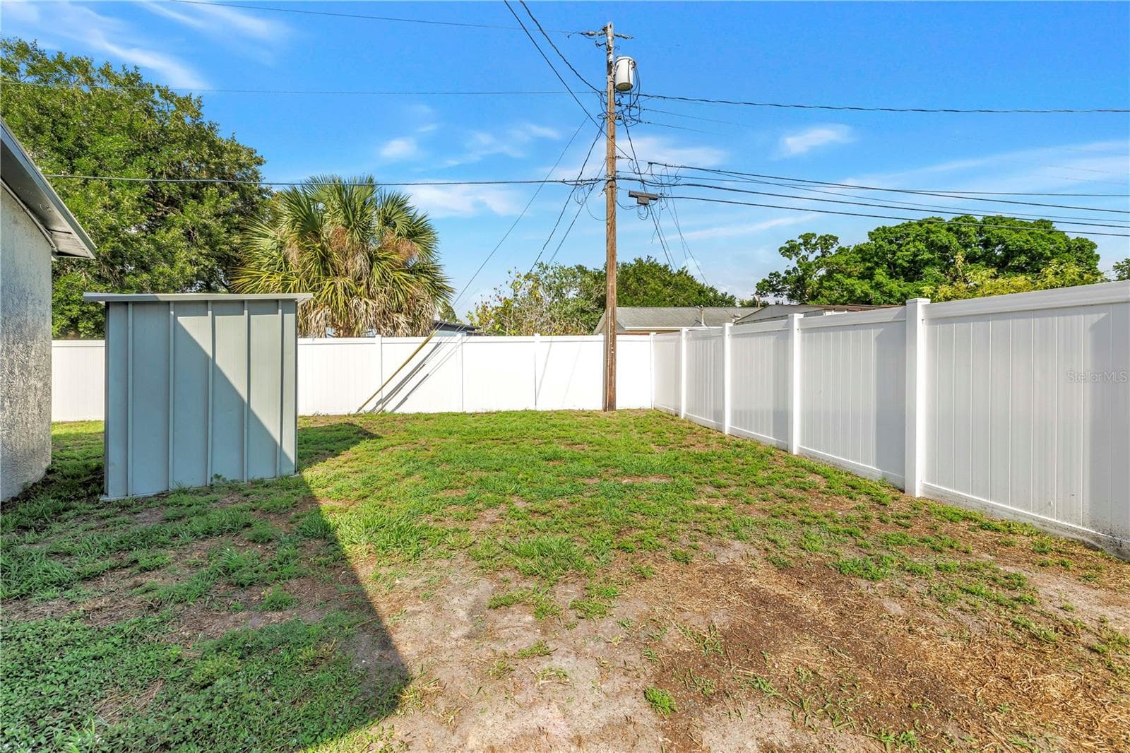 Single Family Residence at 7599 MEADOWLAWN DR N, ST PETERSBURG, photo 42 of 48