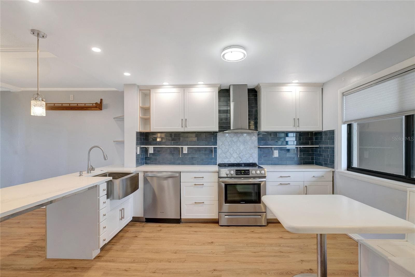 Kitchen - 1581 GULF BLVD #302N, CLEARWATER BEACH