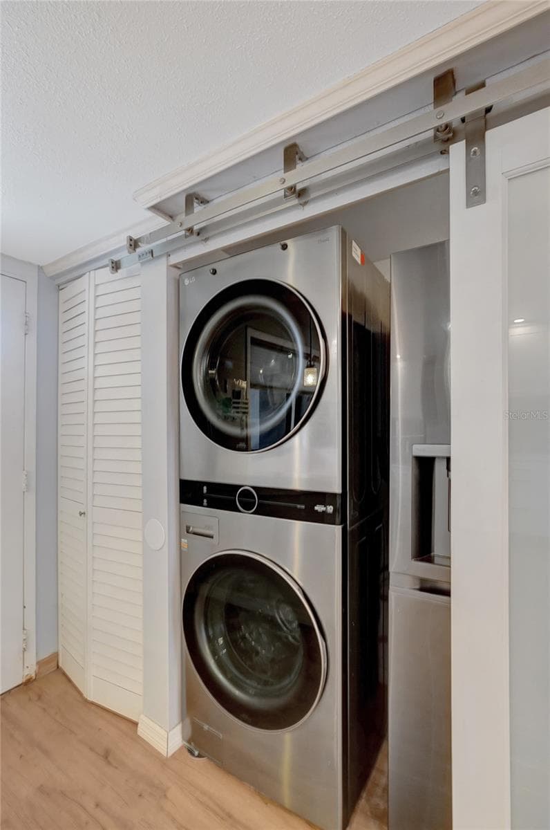 Laundry - 1581 GULF BLVD #302N, CLEARWATER BEACH