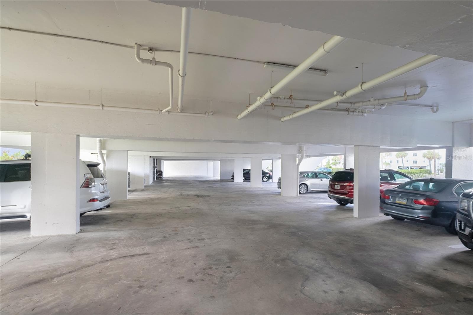 Garage - 1581 GULF BLVD #302N, CLEARWATER BEACH