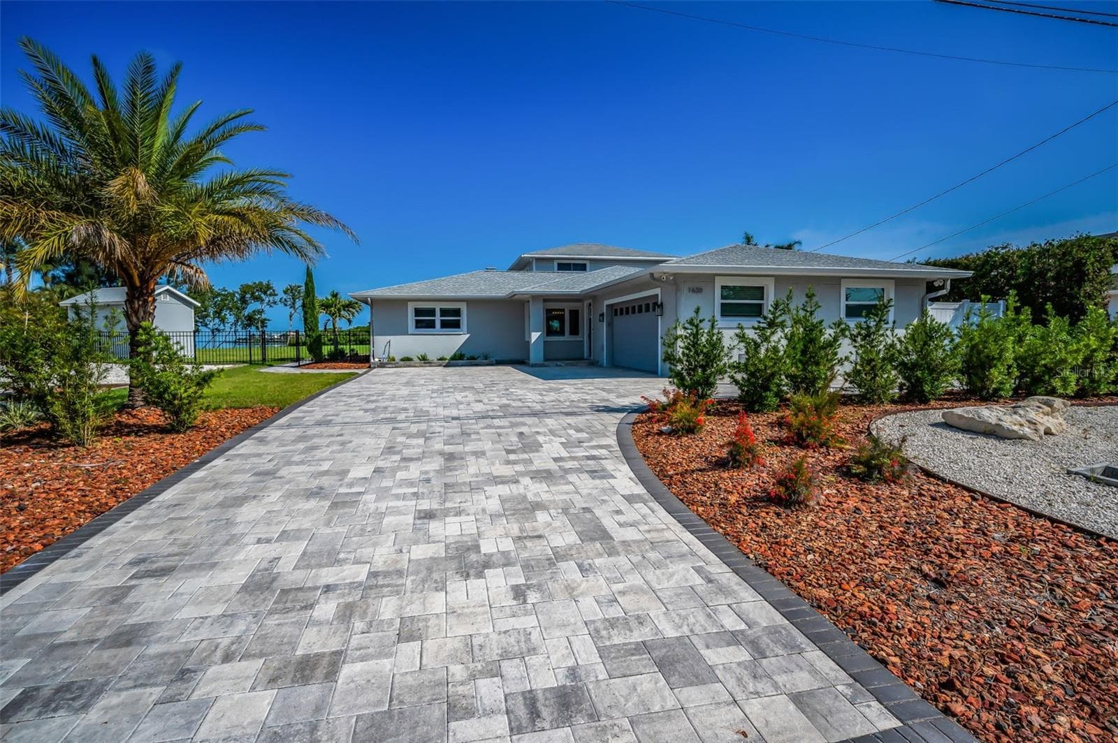 Paved over sized Drive - 1620 SEA BREEZE DR, TARPON SPRINGS
