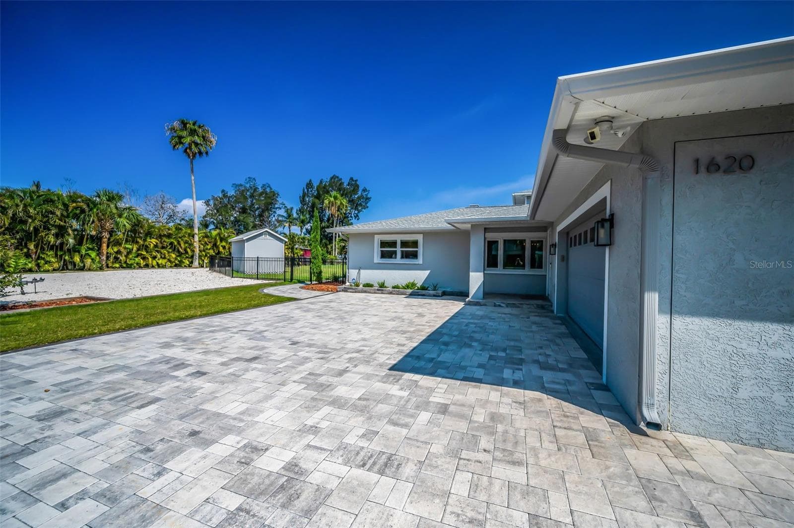 Side Parking - 1620 SEA BREEZE DR, TARPON SPRINGS