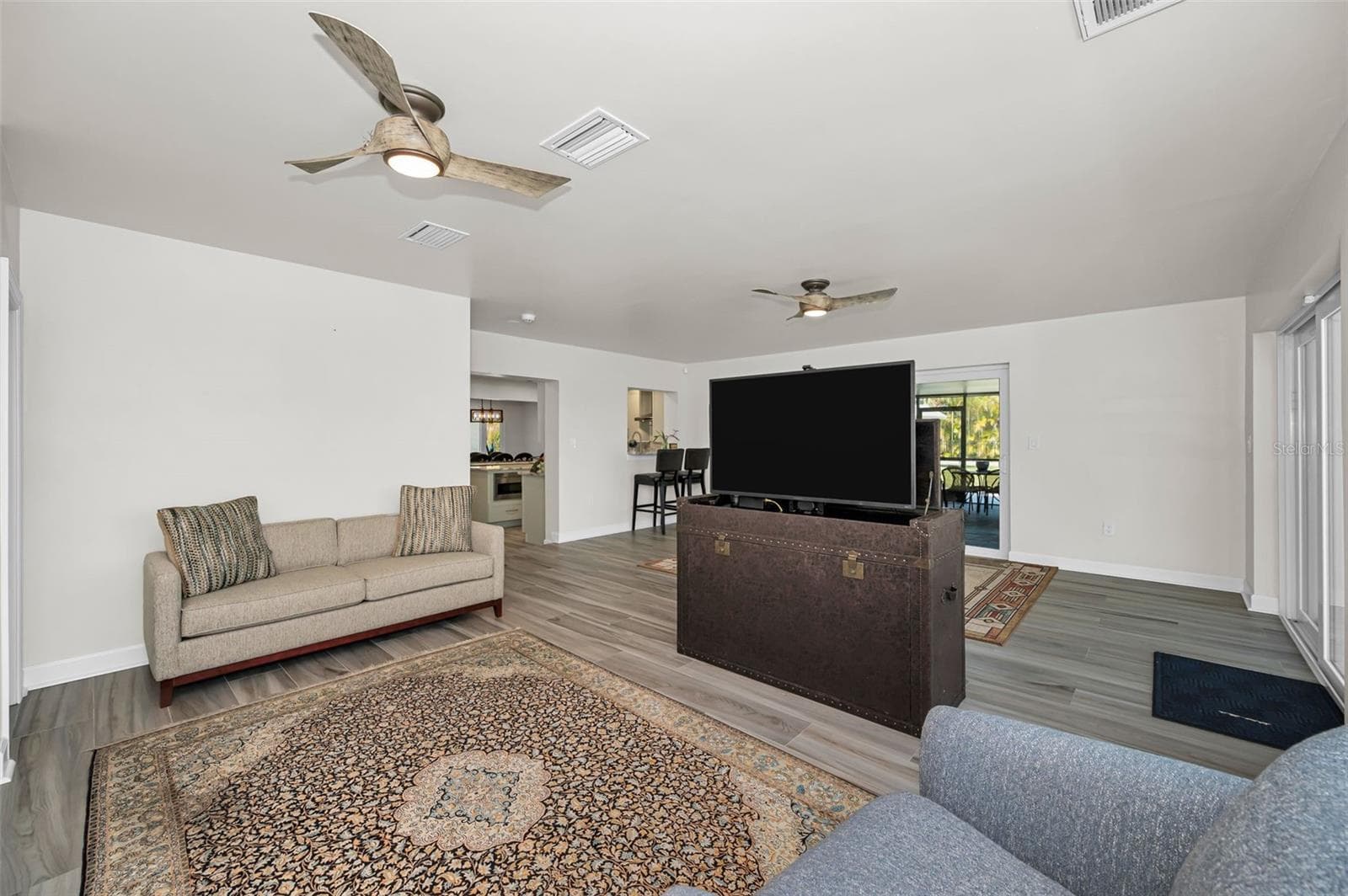 Single Family Residence at 1620 SEA BREEZE DR, TARPON SPRINGS, photo 36 of 100