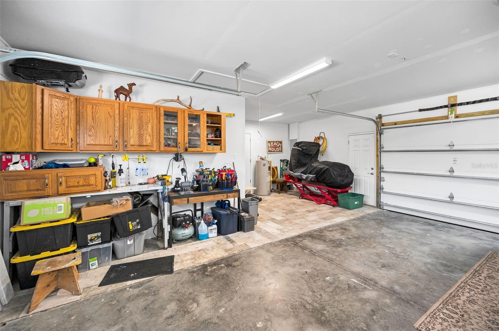 Oversize 2 Car Garage w/ work bench, motorcycle pad, etc... - 1620 SEA BREEZE DR, TARPON SPRINGS