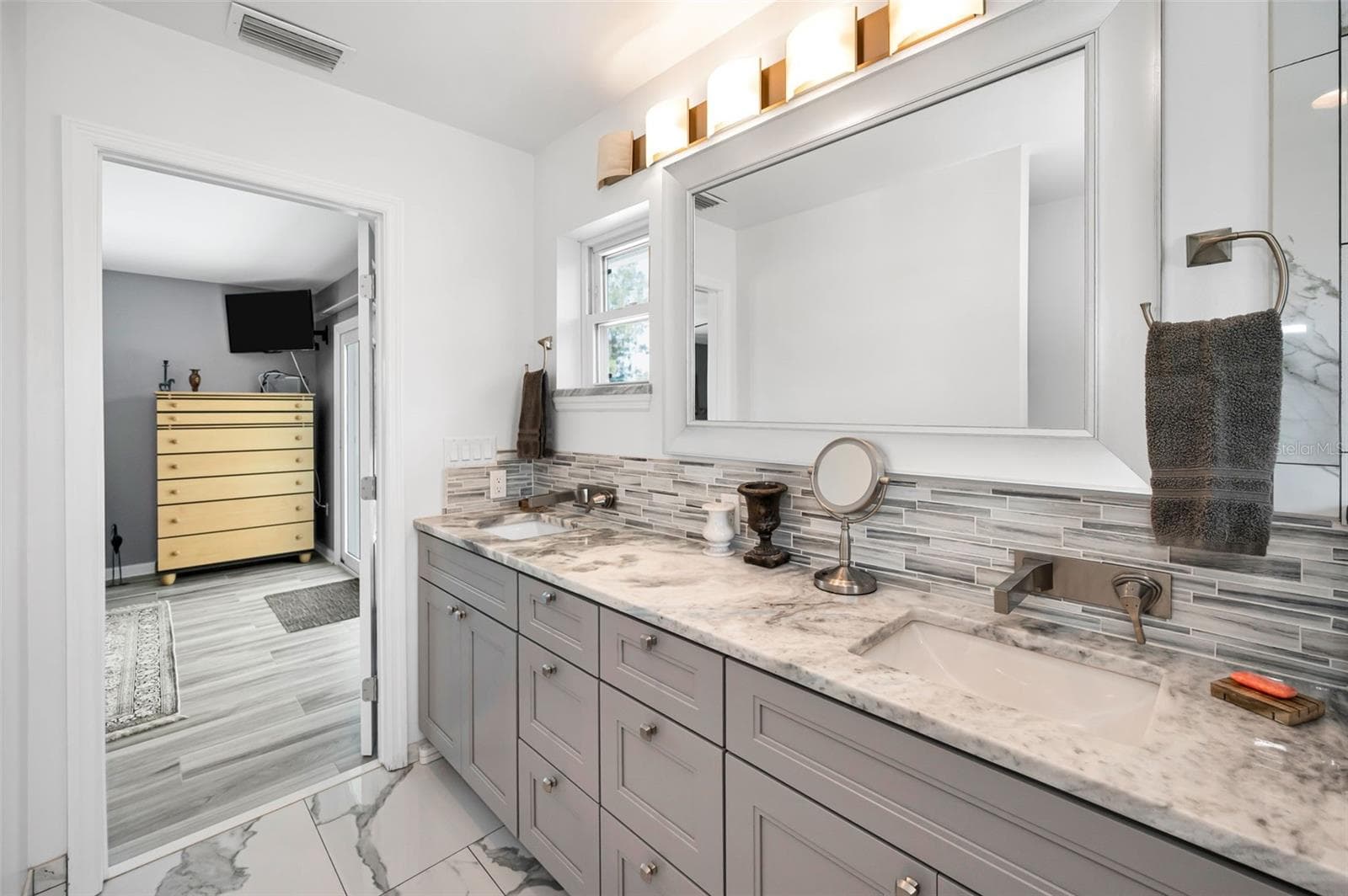 Single Family Residence at 1620 SEA BREEZE DR, TARPON SPRINGS, photo 66 of 100