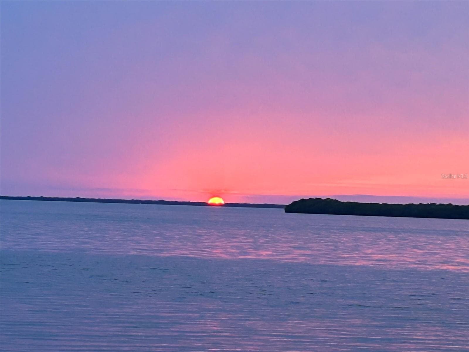 Amazing - 1620 SEA BREEZE DR, TARPON SPRINGS