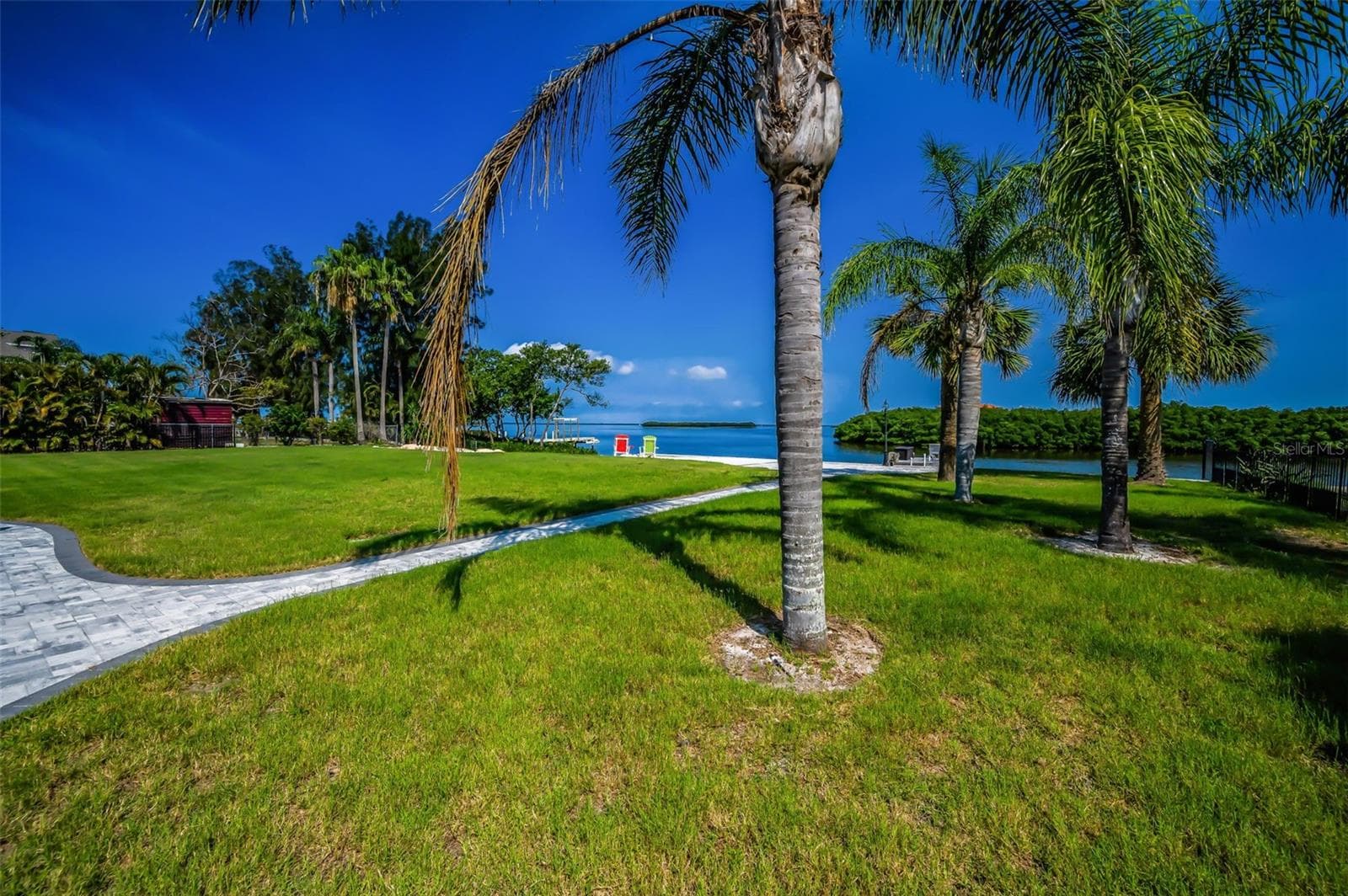 Single Family Residence at 1620 SEA BREEZE DR, TARPON SPRINGS, photo 85 of 100