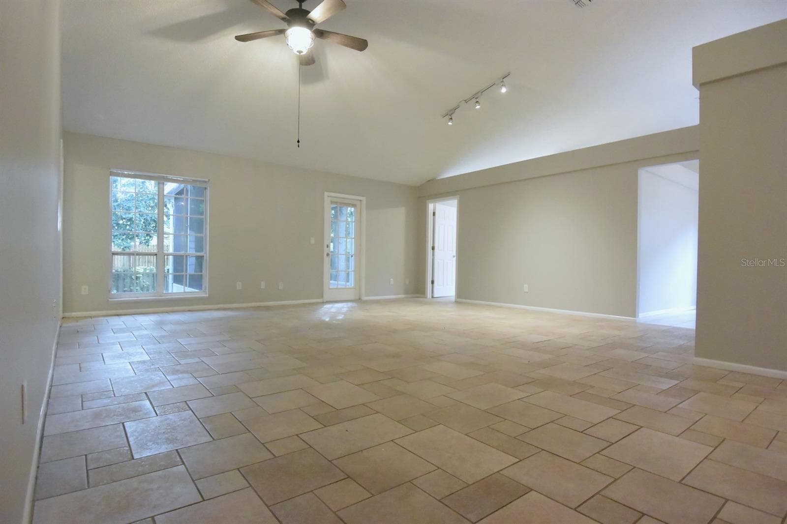 Single Family Residence at 1672 COUNTRYWOOD ST, TARPON SPRINGS, photo 12 of 39