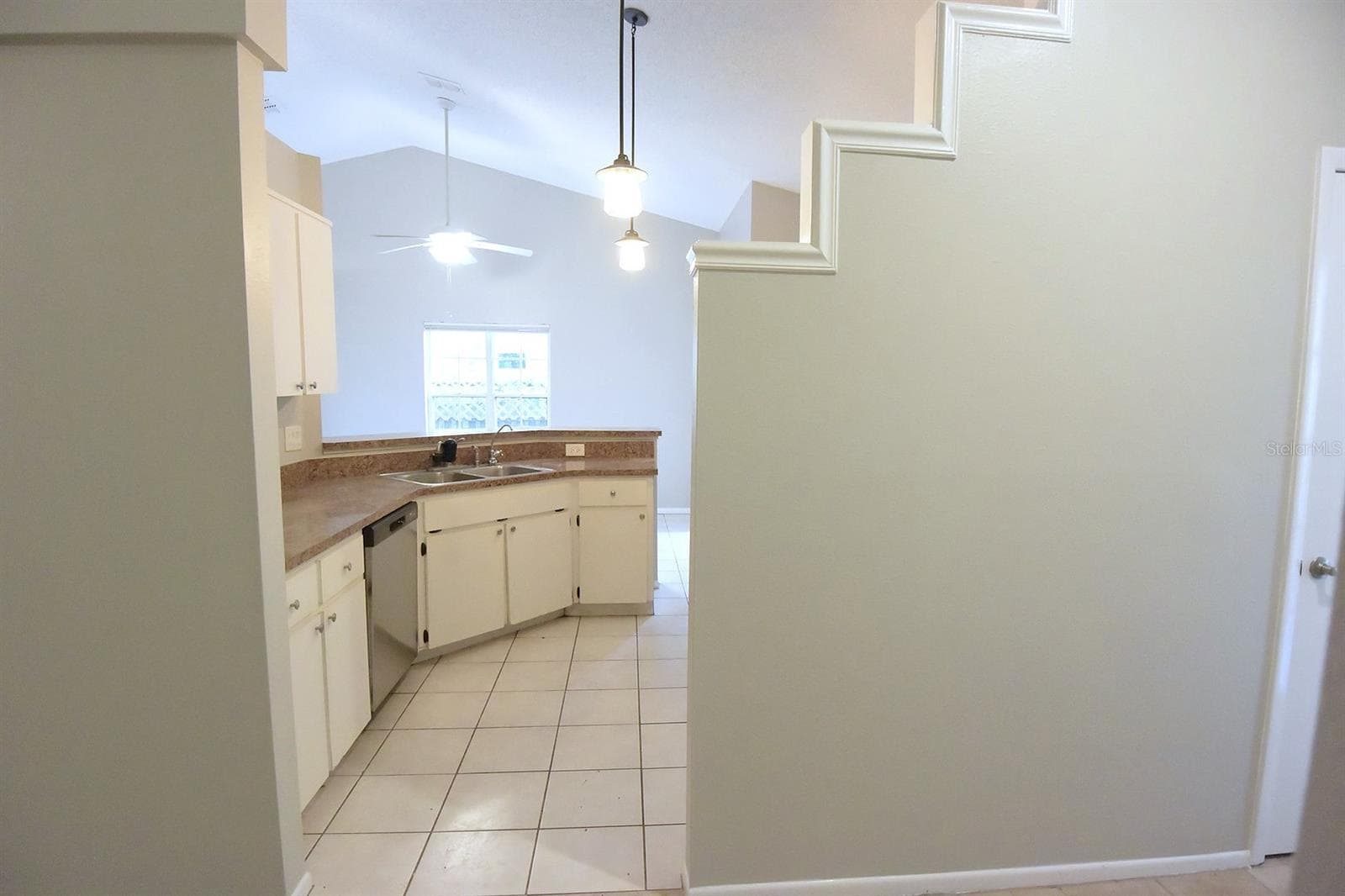 Single Family Residence at 1672 COUNTRYWOOD ST, TARPON SPRINGS, photo 13 of 39
