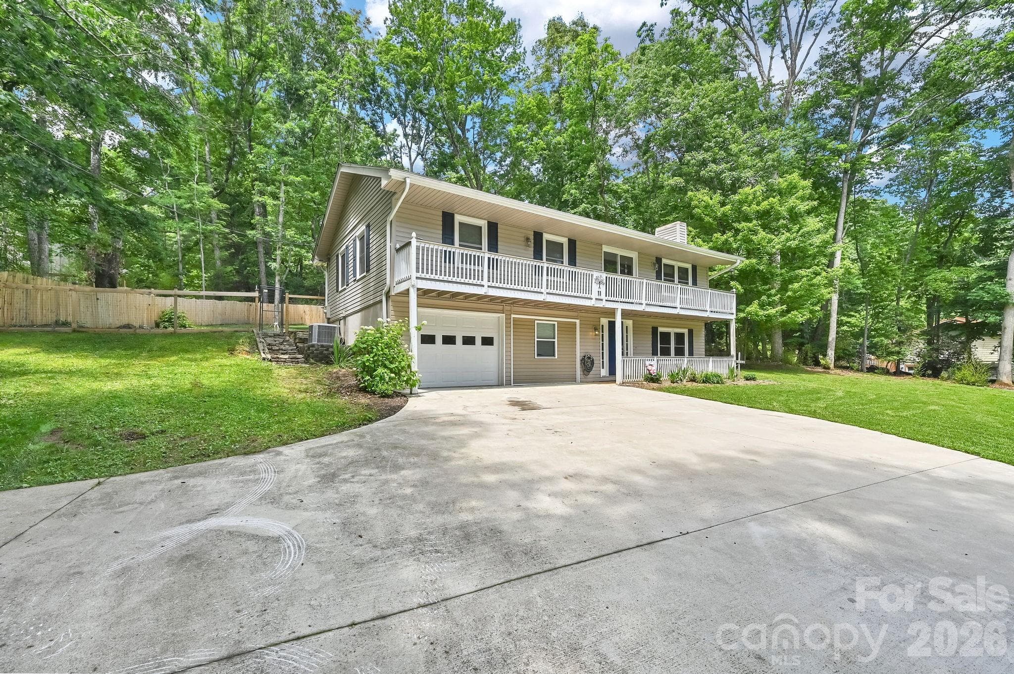Single Family Residence at 11 Greenwood Acres Drive, Mills River, photo 4 of 40