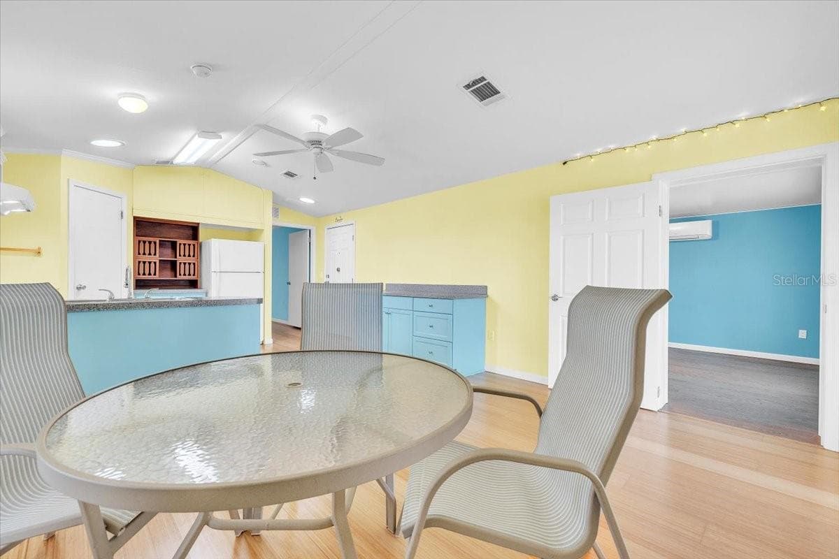 Manufactured Home at 8320 RIVERSIDE DR #101, PUNTA GORDA, photo 5 of 43