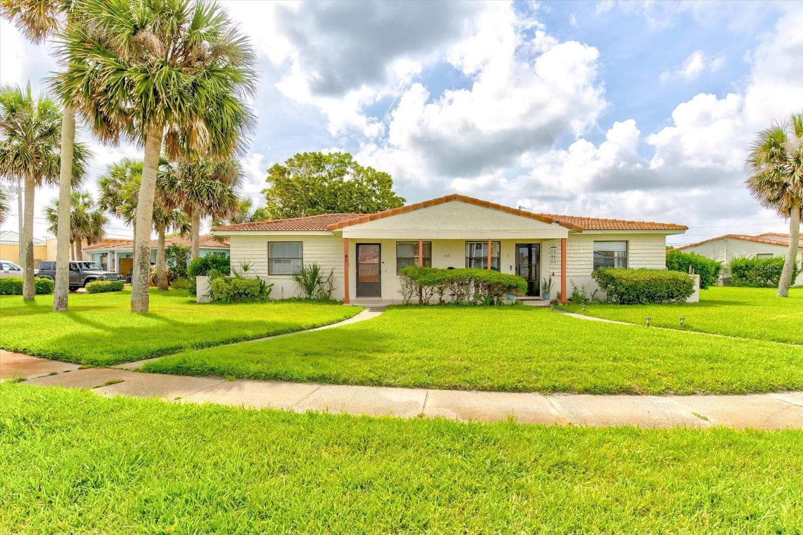 232 NORTHSHORE DR #A & #B