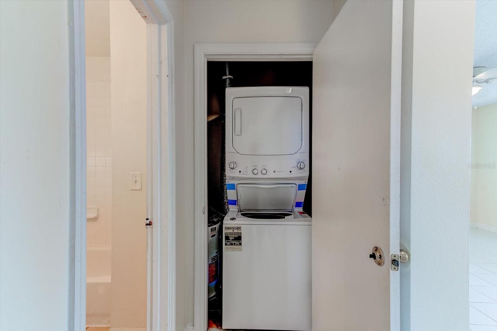 Duplex at 232 NORTHSHORE DR #A & #B, ORMOND BEACH, photo 11 of 64