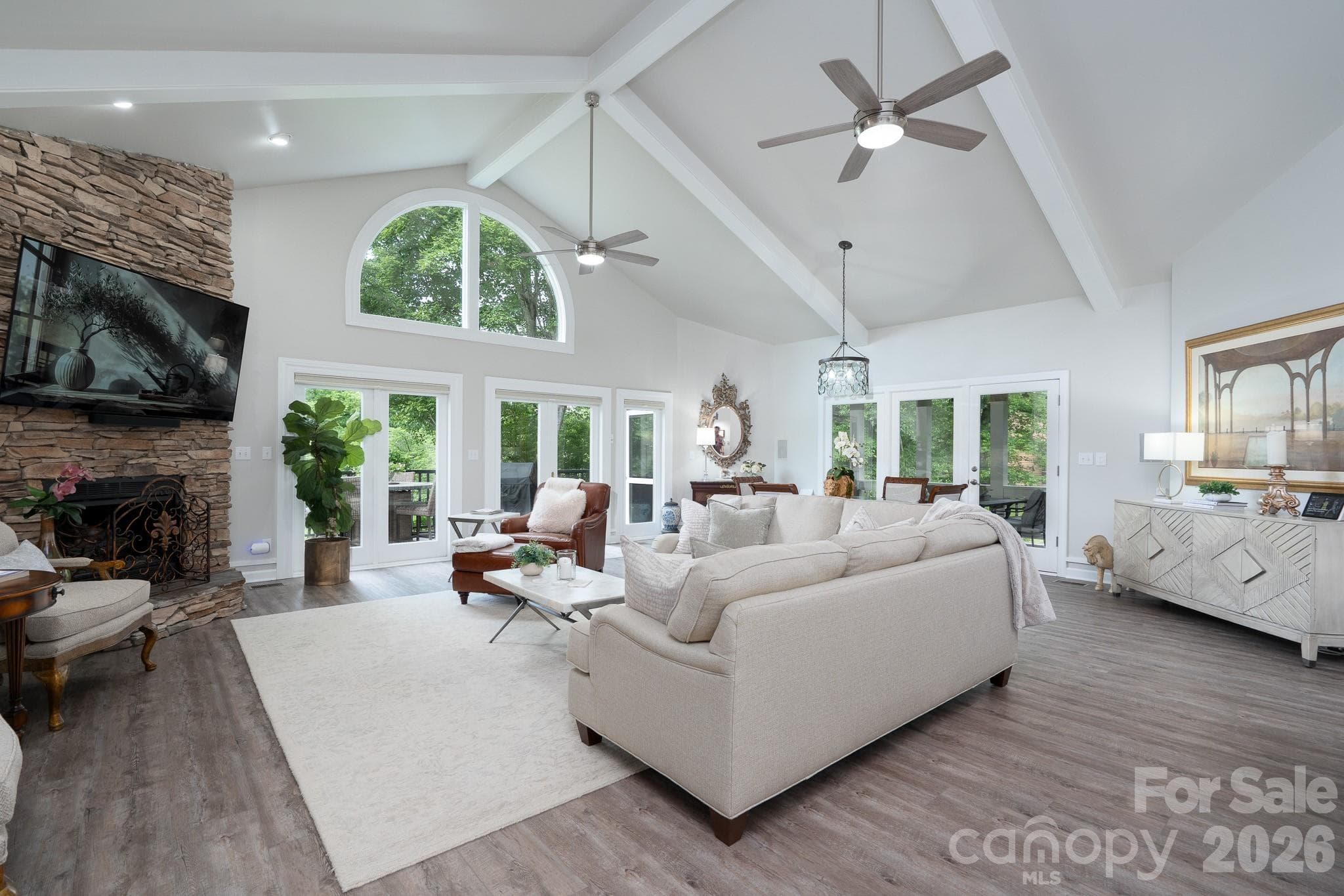 Great Room - 444 Millingport Lane, New London