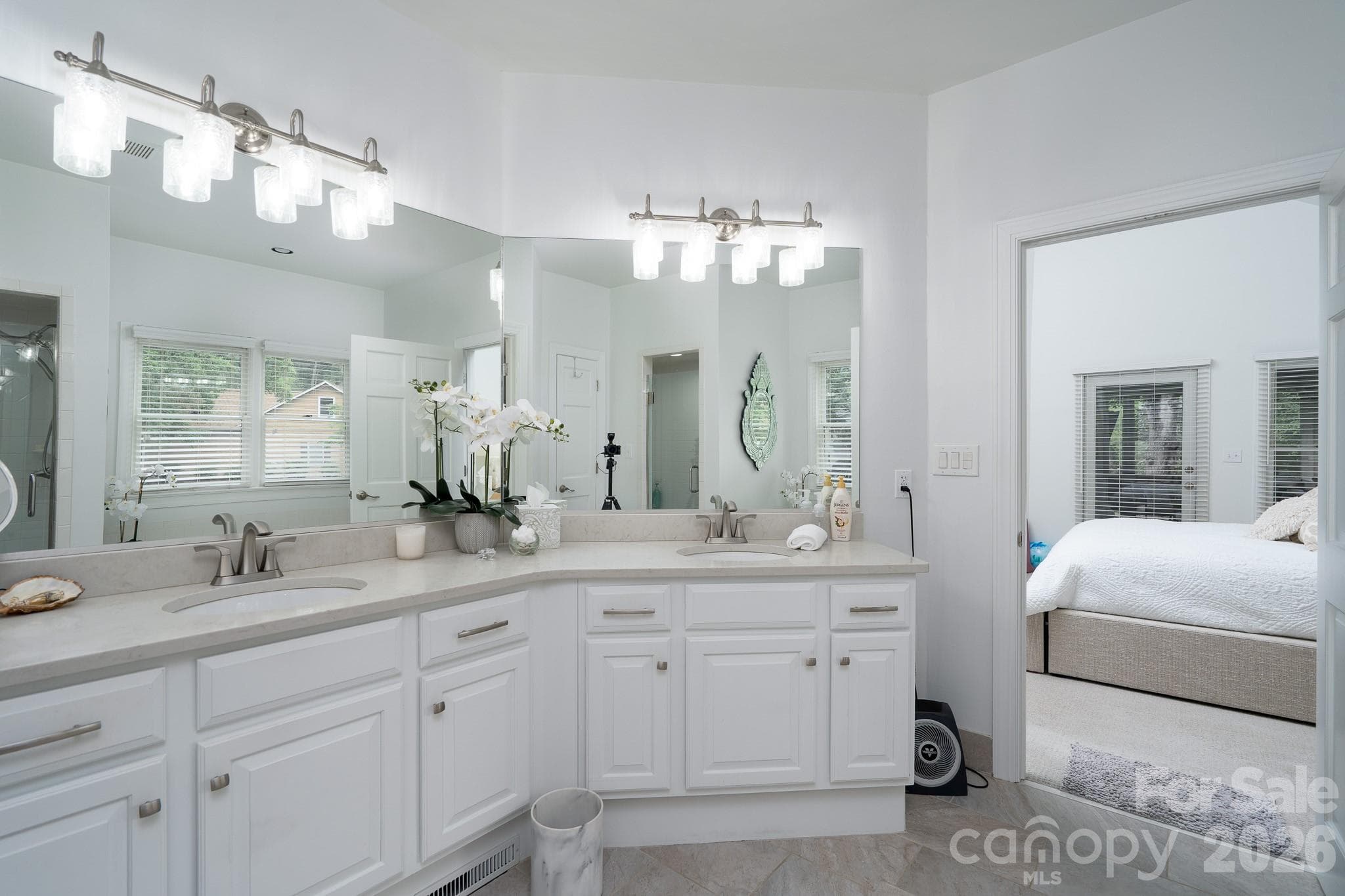 Primary Bath - 444 Millingport Lane, New London