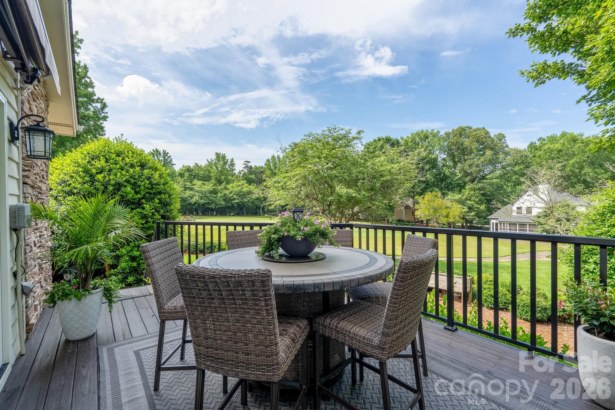Rear Deck - 444 Millingport Lane, New London