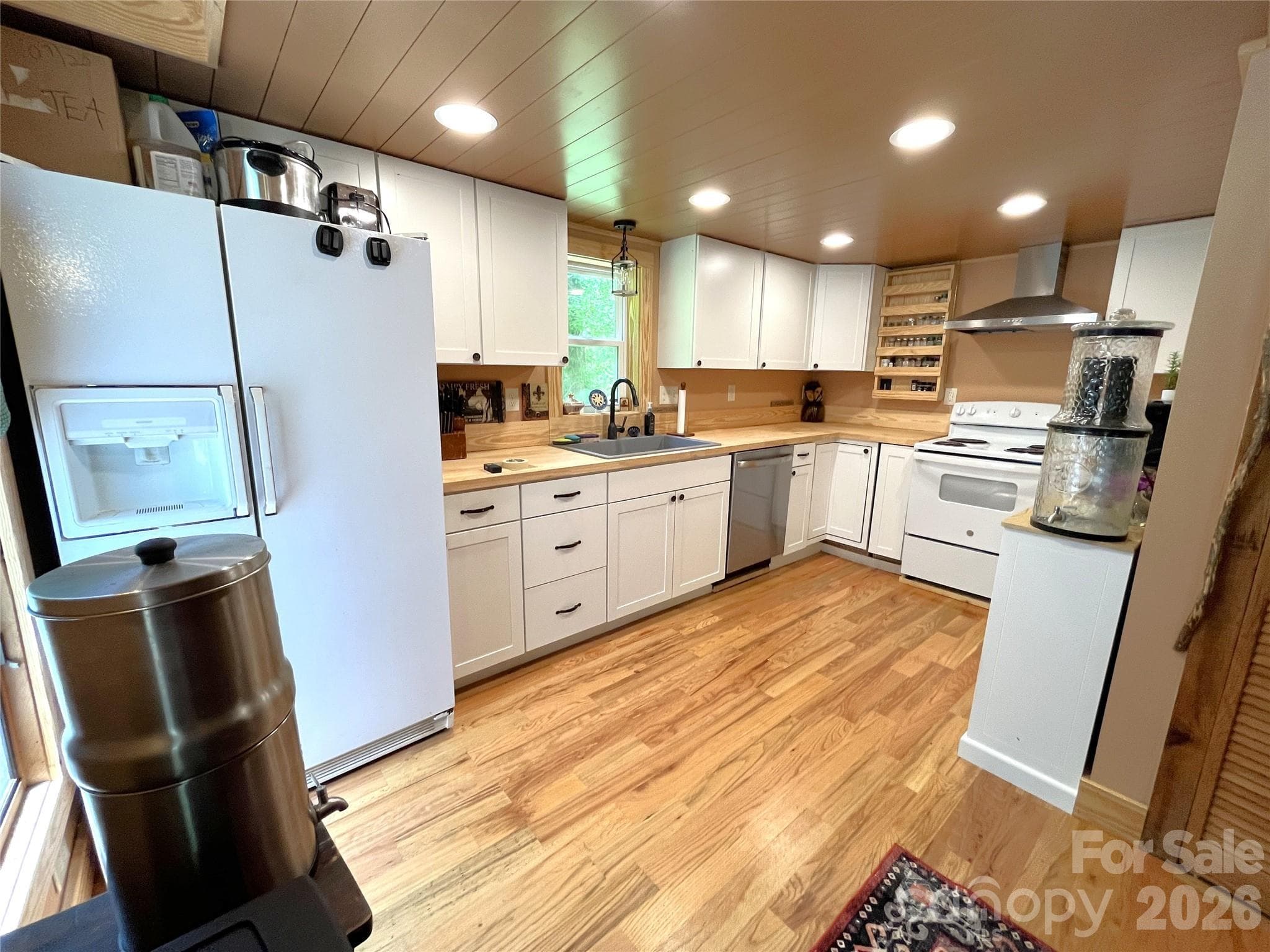 Kitchen - main house - Rutherfordton