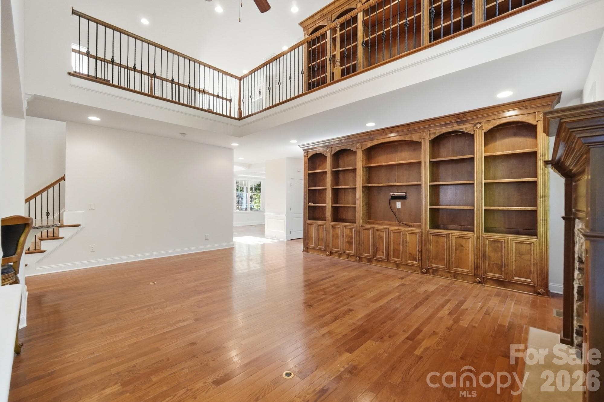 Single Family Residence at 2016 Autumn Blossom Lane, Waxhaw, photo 7 of 48