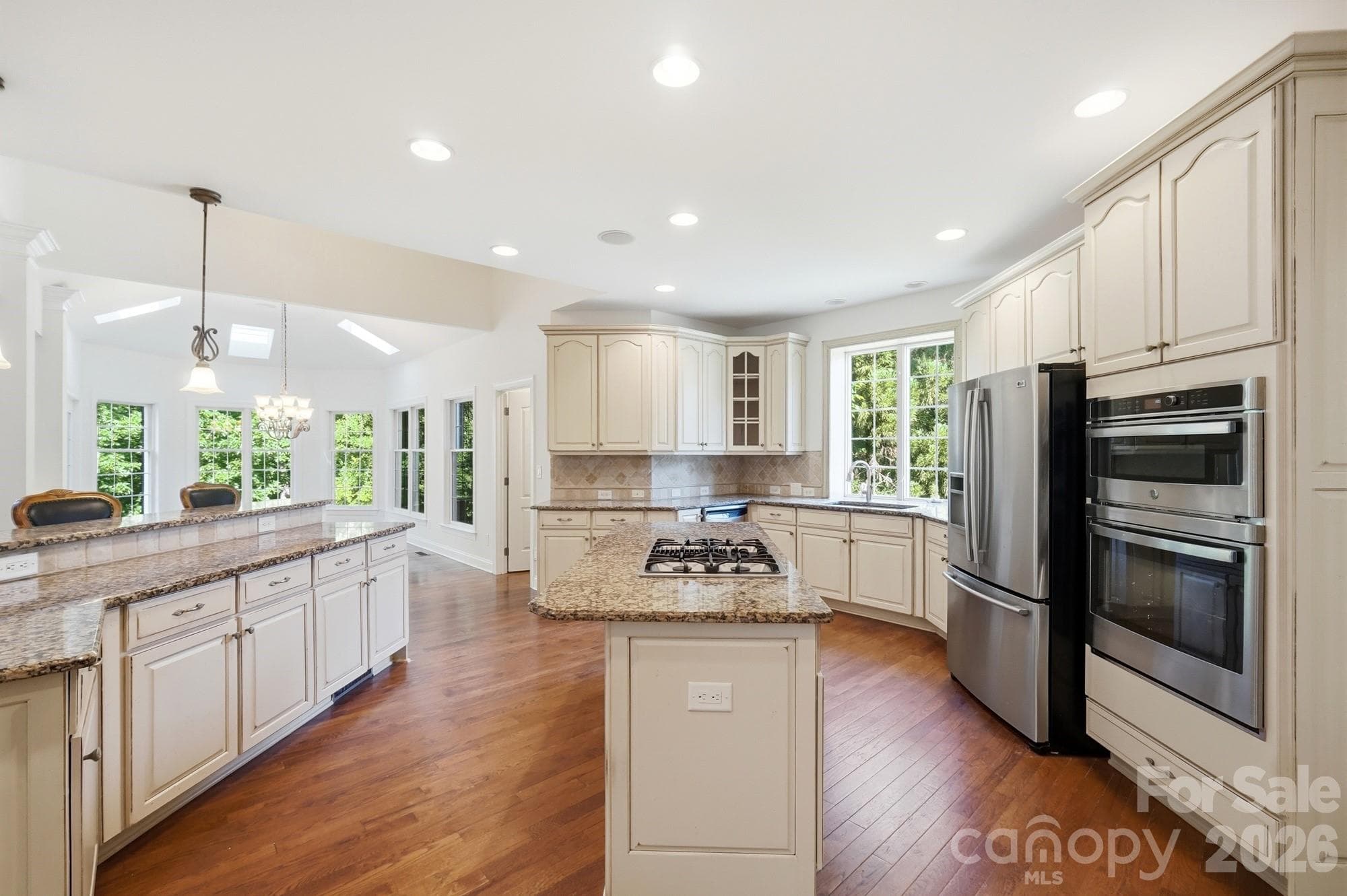 Single Family Residence at 2016 Autumn Blossom Lane, Waxhaw, photo 11 of 48
