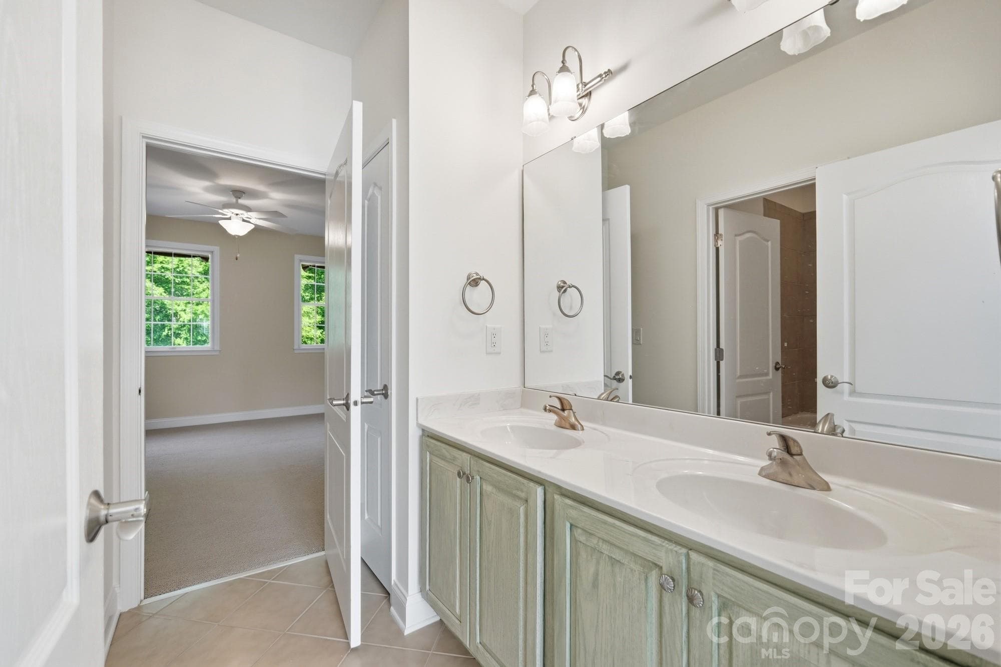 Single Family Residence at 2016 Autumn Blossom Lane, Waxhaw, photo 27 of 48
