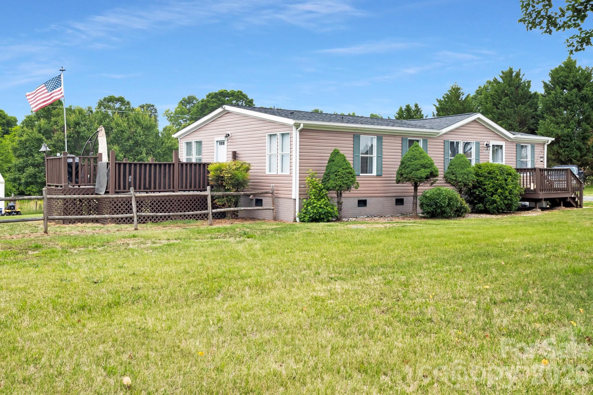Single Family Residence at 1677 Jennings Road, Olin, photo 3 of 24