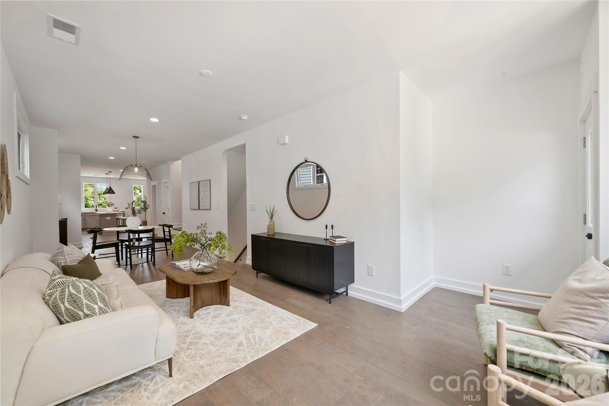 Condominium at 209 Coxe Avenue, Charlotte, photo 7 of 22