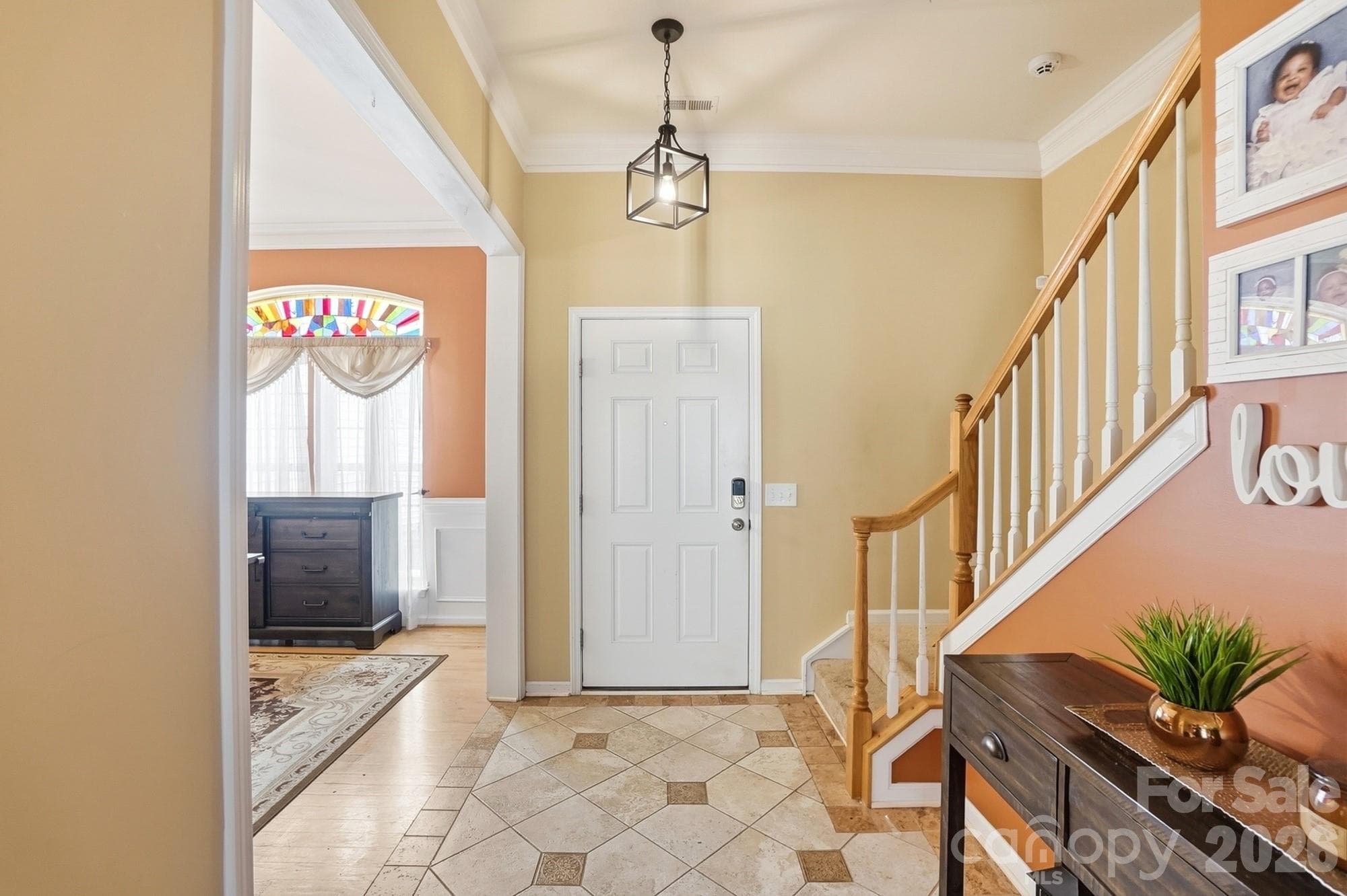 Single Family Residence at 12610 Skymaster Court, Charlotte, photo 4 of 47