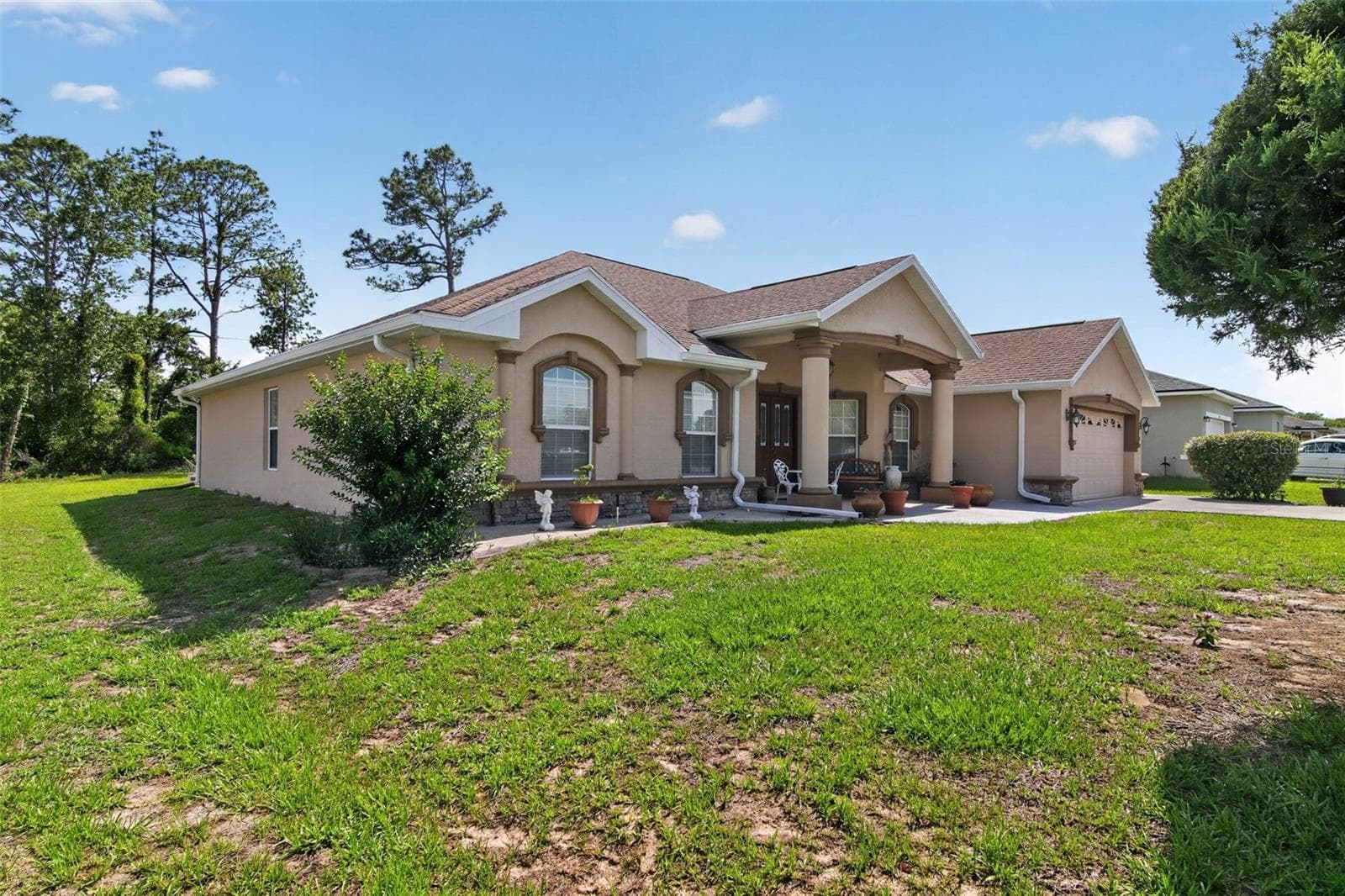 Single Family Residence at 208 MARION OAKS TRL, OCALA, photo 3 of 52