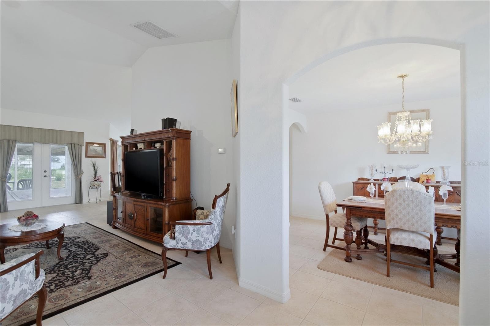Single Family Residence at 208 MARION OAKS TRL, OCALA, photo 13 of 52