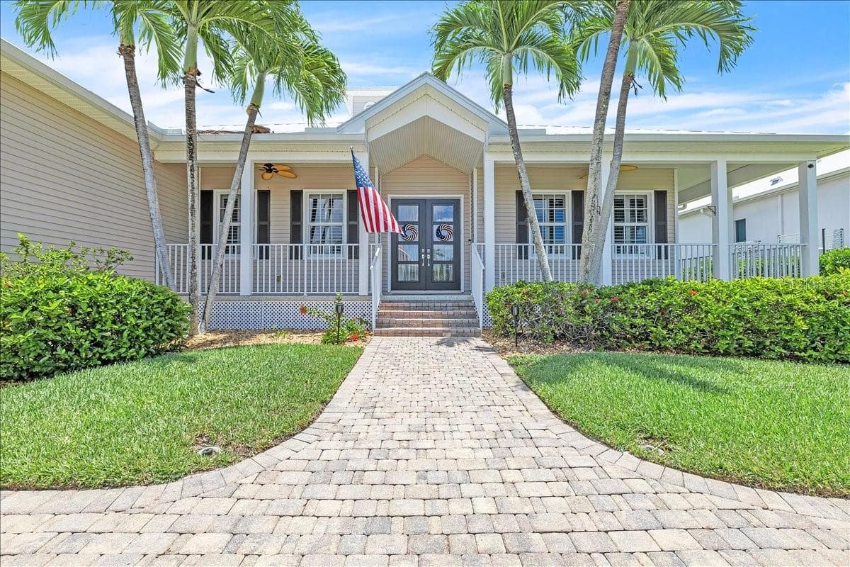 Single Family Residence at 6050 TIDEWATER ISLAND CIR, FORT MYERS, photo 3 of 56