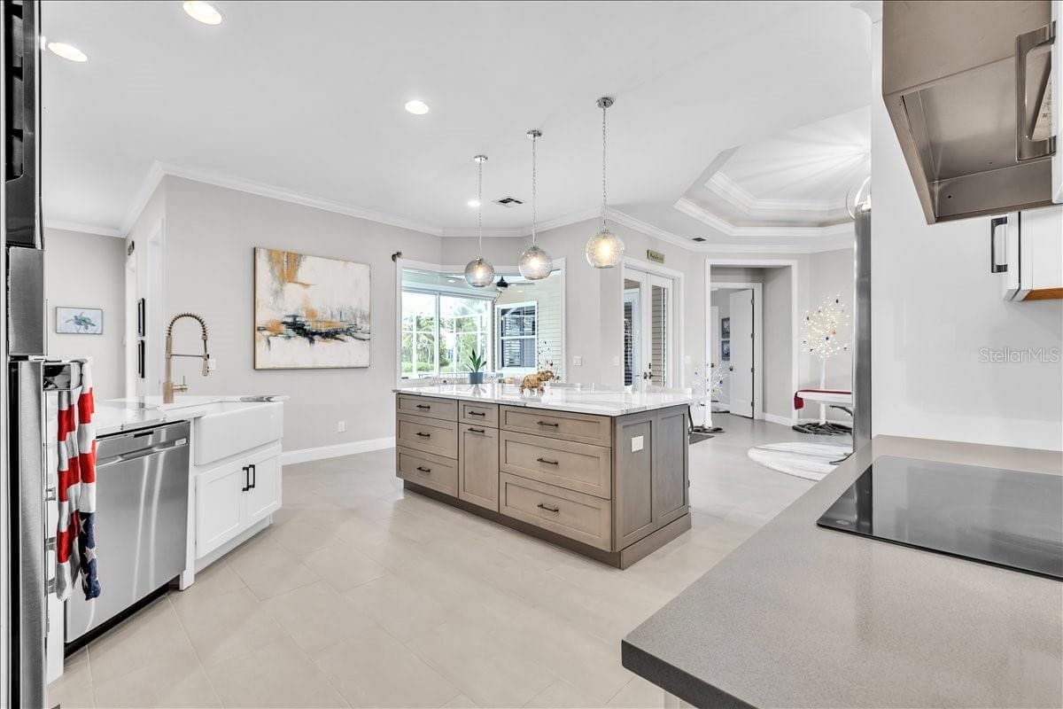 Single Family Residence at 6050 TIDEWATER ISLAND CIR, FORT MYERS, photo 13 of 56