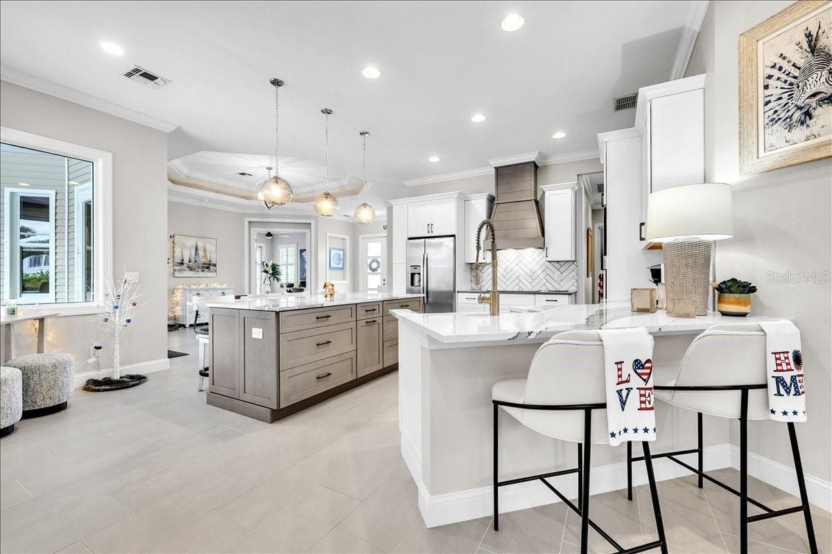 Single Family Residence at 6050 TIDEWATER ISLAND CIR, FORT MYERS, photo 16 of 56