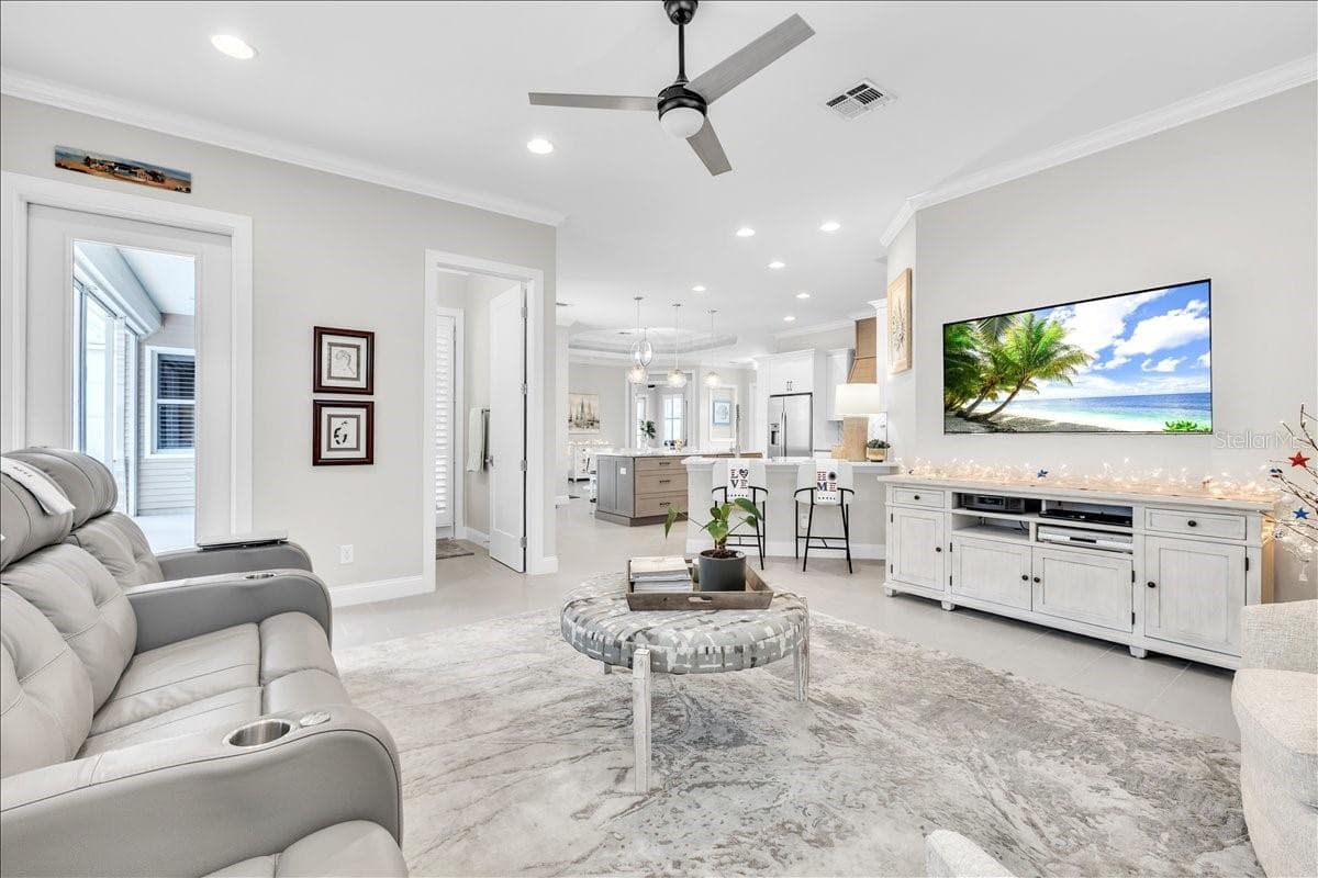 Single Family Residence at 6050 TIDEWATER ISLAND CIR, FORT MYERS, photo 19 of 56