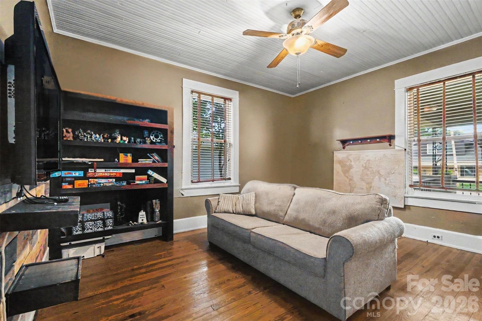 Single Family Residence at 352 Pendleton Street, Rock Hill, photo 16 of 29