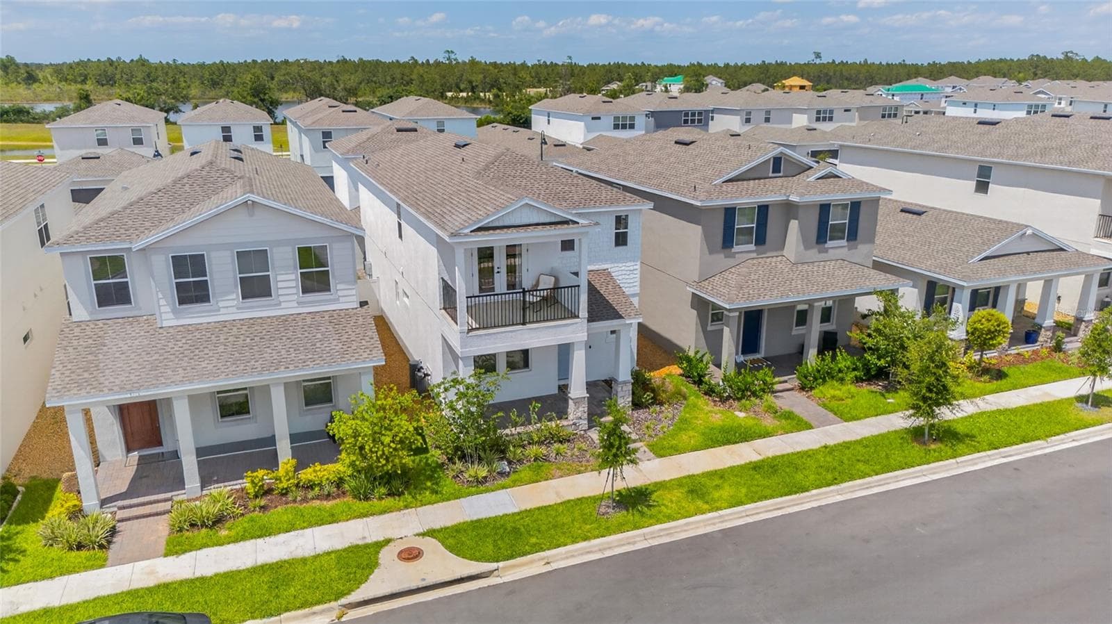 Single Family Residence at 15591 GENTLE RAIN DR, WINTER GARDEN, photo 2 of 68
